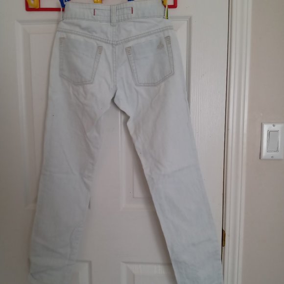 Jeans - Picture 2 of 4